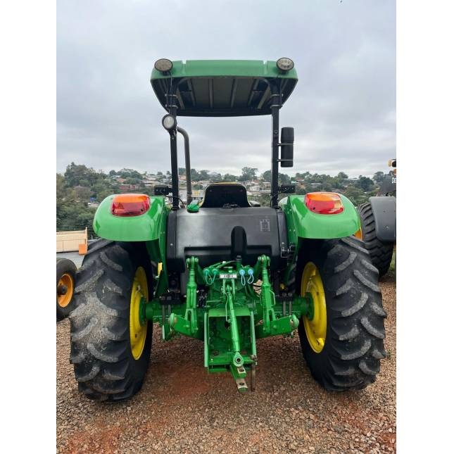 John Deere 5060 - Semi novo - PROMOCIONAL